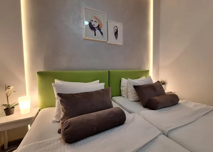 Genius Apartment